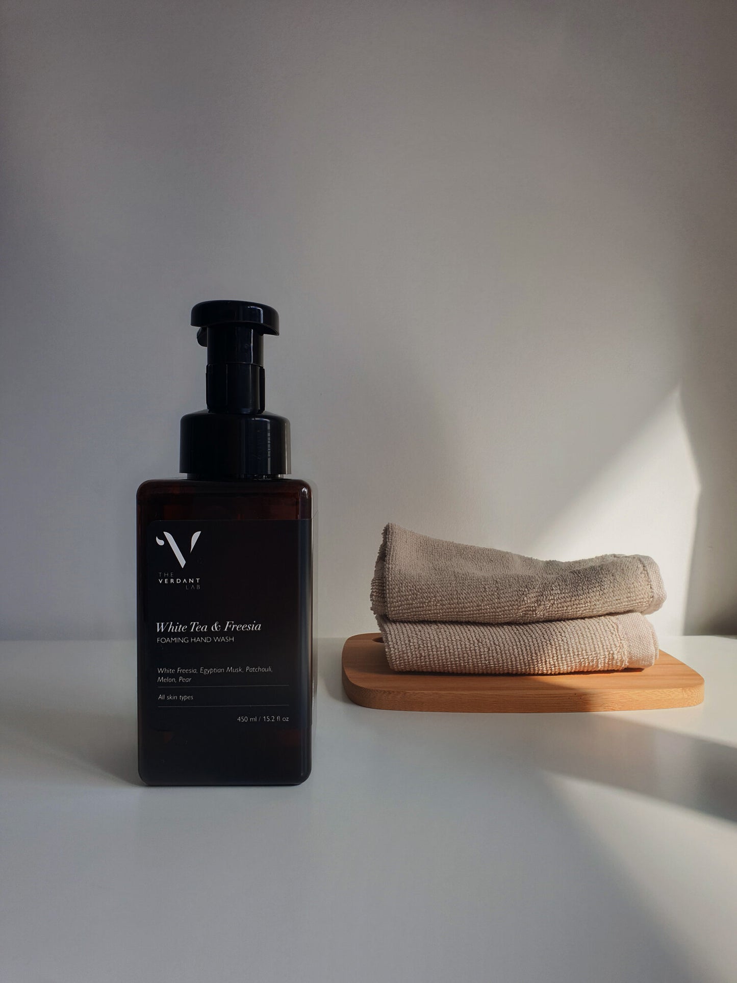 White Tea & Freesia | Foaming Hand Wash